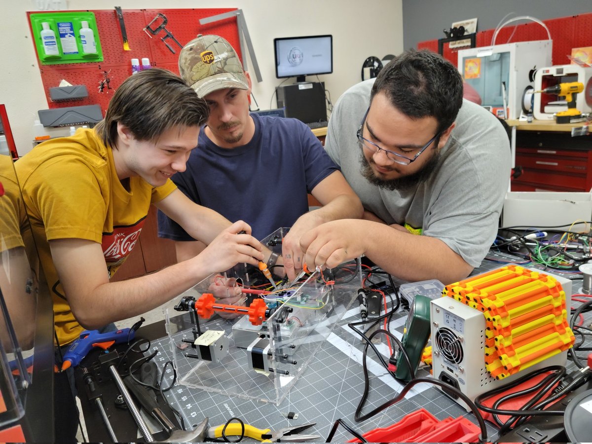 Robotic Studets in Lab